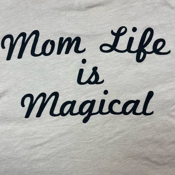 Disney Mom Mickey Ear Magical Tee Shirt - Picture 4 of 6